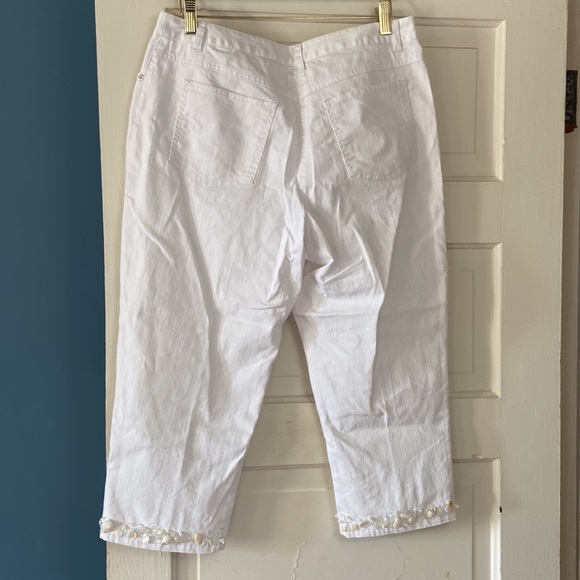Ruby Rd. Petite White Jeans Capris with Beaded Trim on Jean’s legs. - Picture 3 of 10